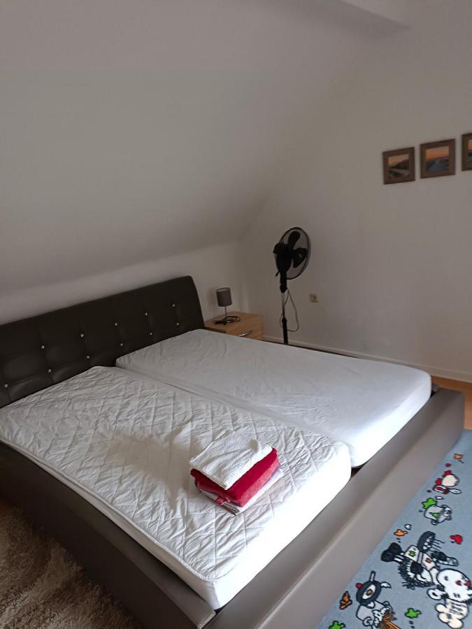 Nette Kuschelige Wohnung Bochum Zewnętrze zdjęcie